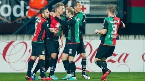 深职业球员 深职业球员