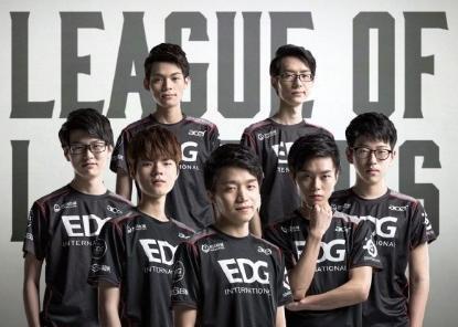 受期待的亚 受期待的亚